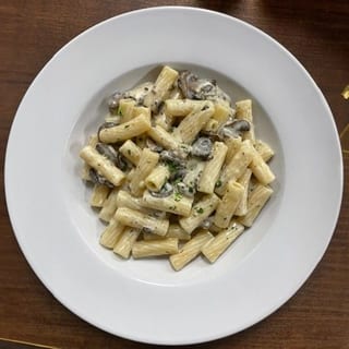 Rigatoni Funghi E Tartufo